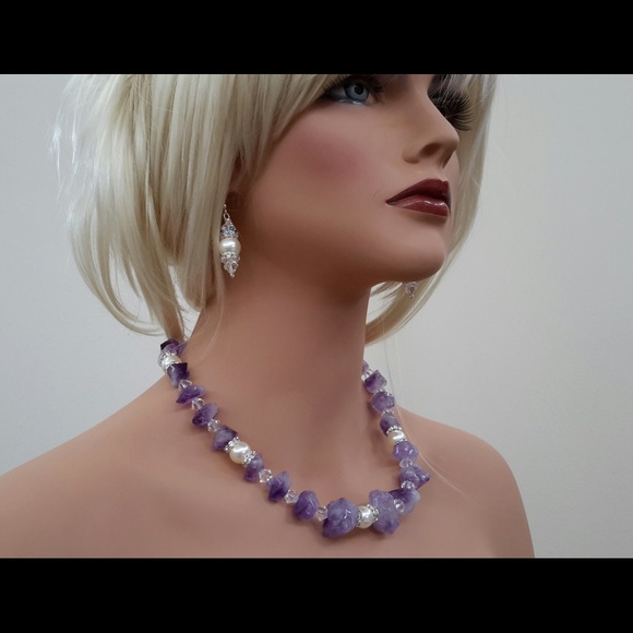 NWT Amethyst and Swarovski Pearls Necklace Set - Picture 3 of 7